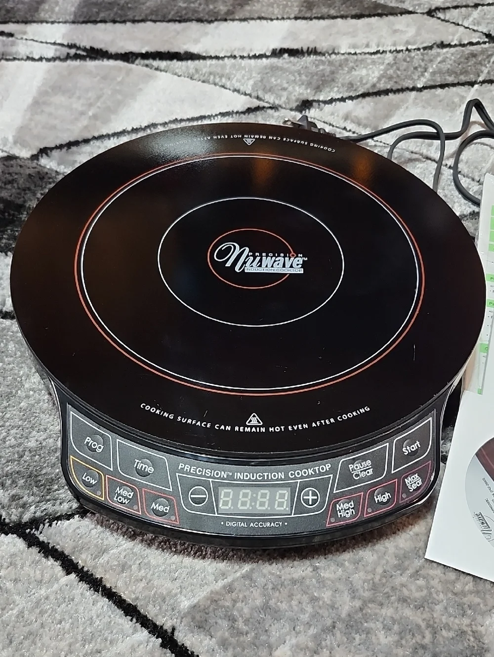NUWAVE PRECISION INDUCTION ENERGY-EFFICIENT COOKTOP COMPACT & PORTABILITY ✈️